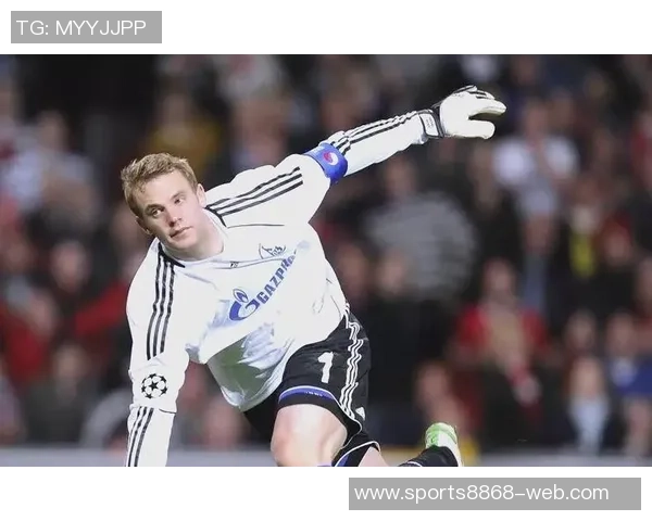 鲍曼赞诺伊尔为世界顶级门将之一树立了标杆与榜样